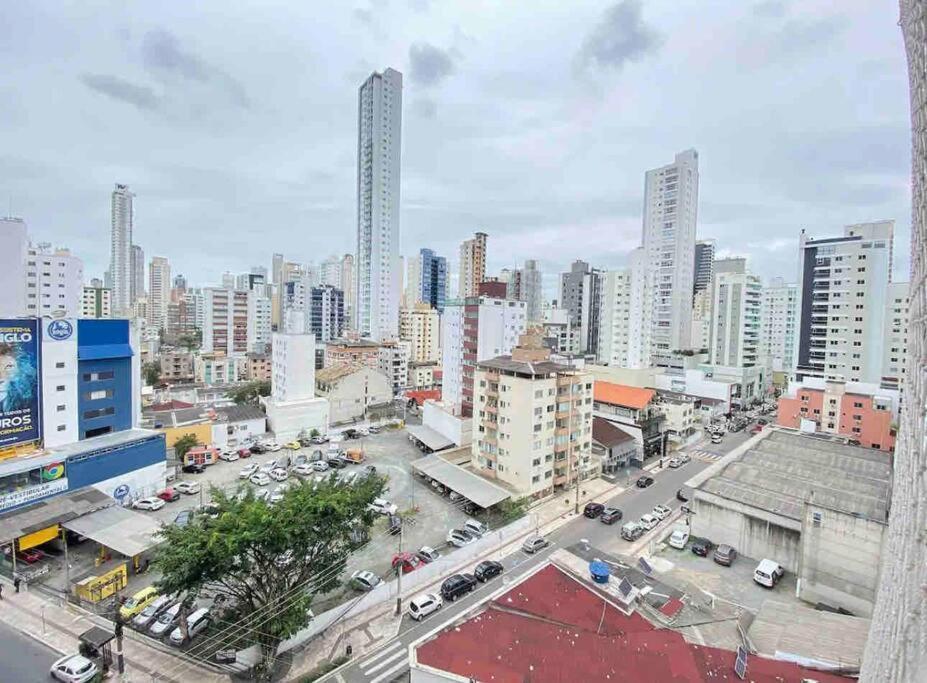 Edificio Central, De 3 Quartos Com Garagem Apartment *