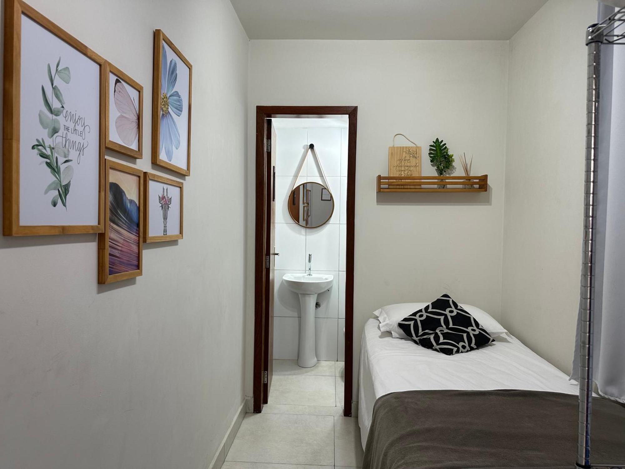 Edificio Central, De 3 Quartos Com Garagem * Balneario Camboriu